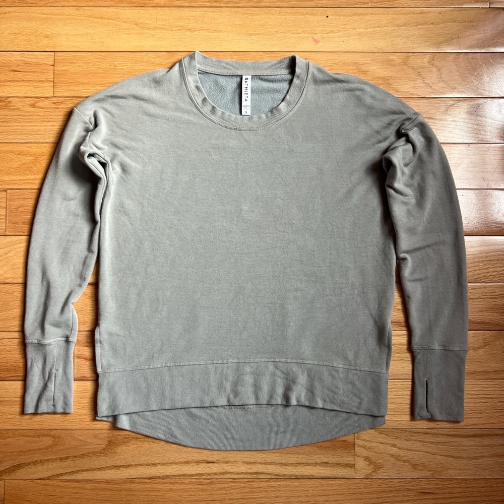 Soft Athleta Long Sleeve!